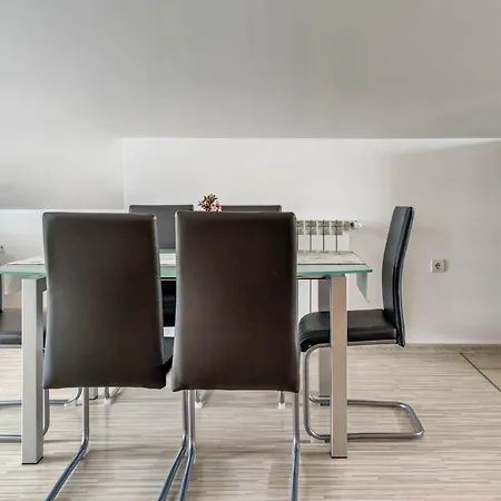 Apartma Apartma Hilltop Haven *