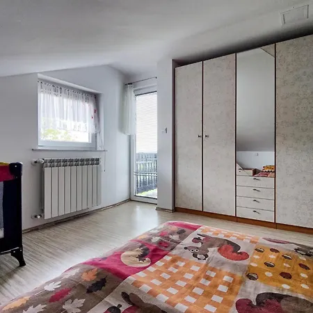 Apartma Hilltop Haven Apartma *